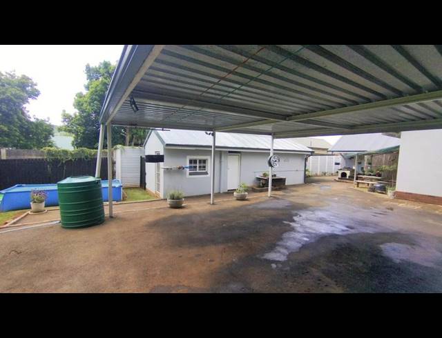 2 BEDROOM HOUSE FOR SALE IN PRESTBURY